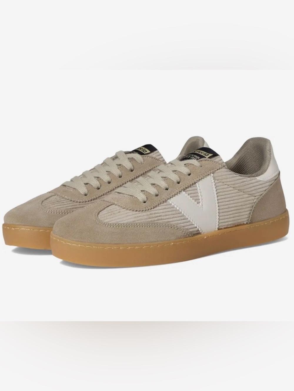 NWT Victoria Taupe Sneaker